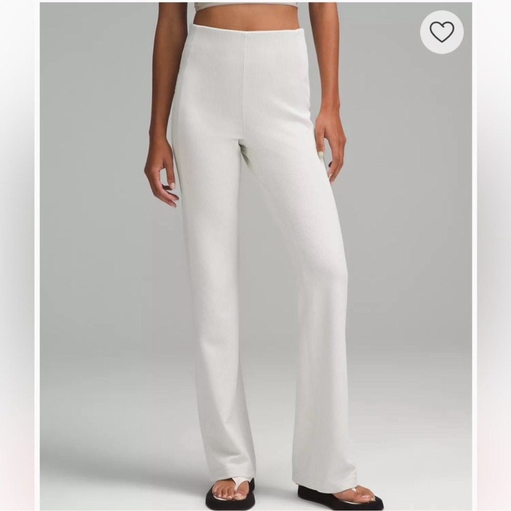 Bone softstream flare pant size 6 lululemon